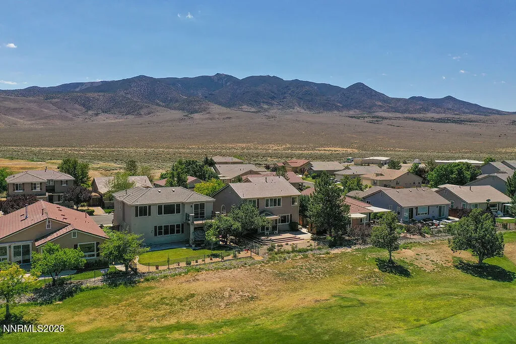 932 Lakeview Dayton NV 89403
