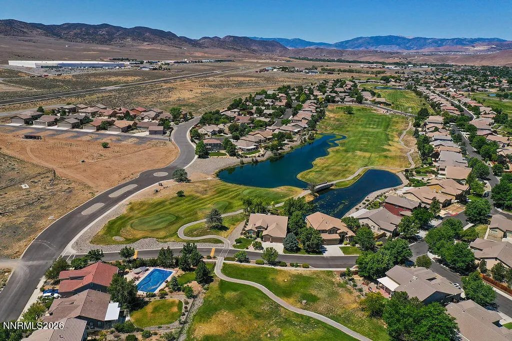 932 Lakeview Dayton NV 89403