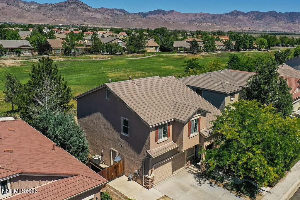 932 Lakeview Dayton NV 89403