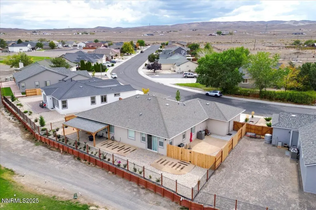 326 Bens Fernley NV 89408