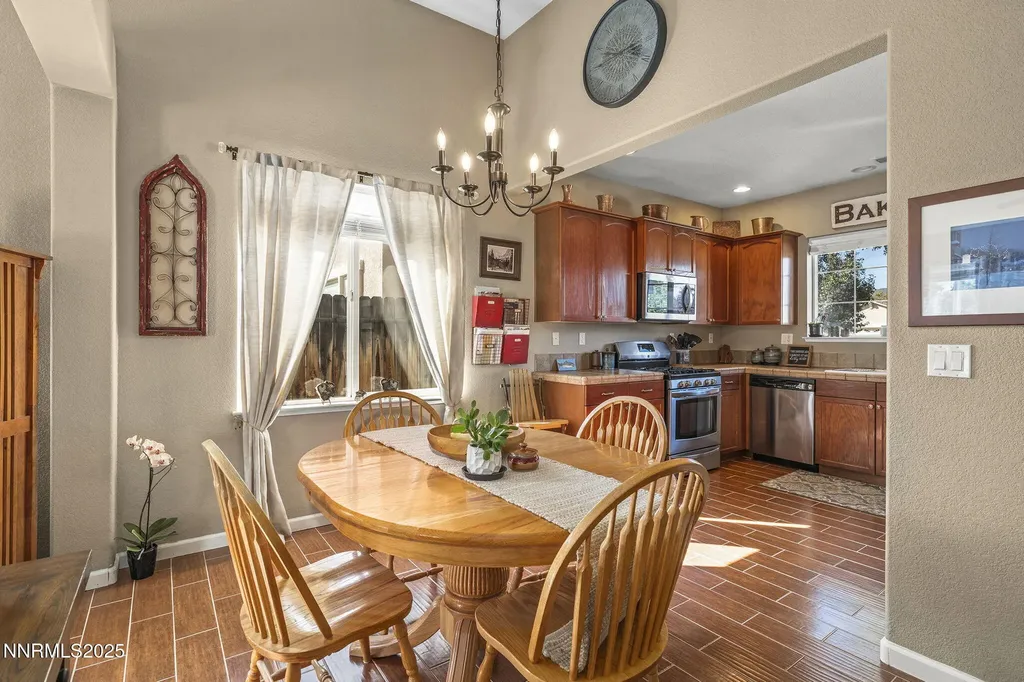 1715 Short Oak Fernley NV 89408