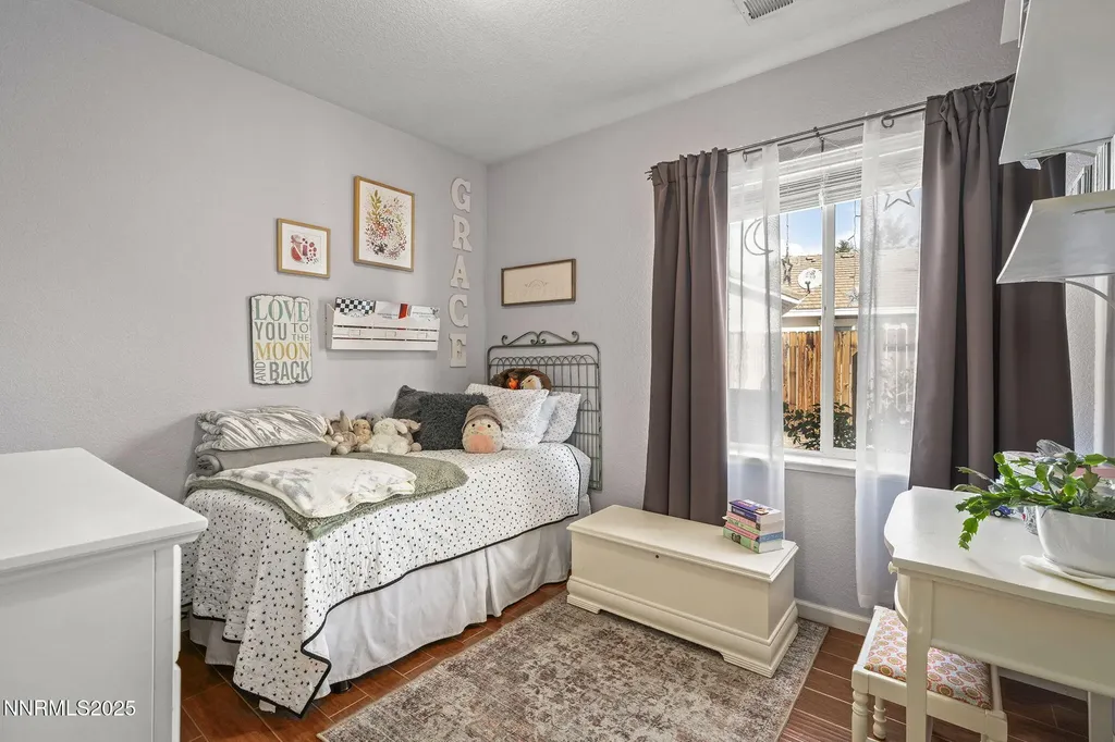 1715 Short Oak Fernley NV 89408