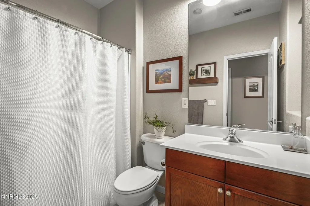 1715 Short Oak Fernley NV 89408