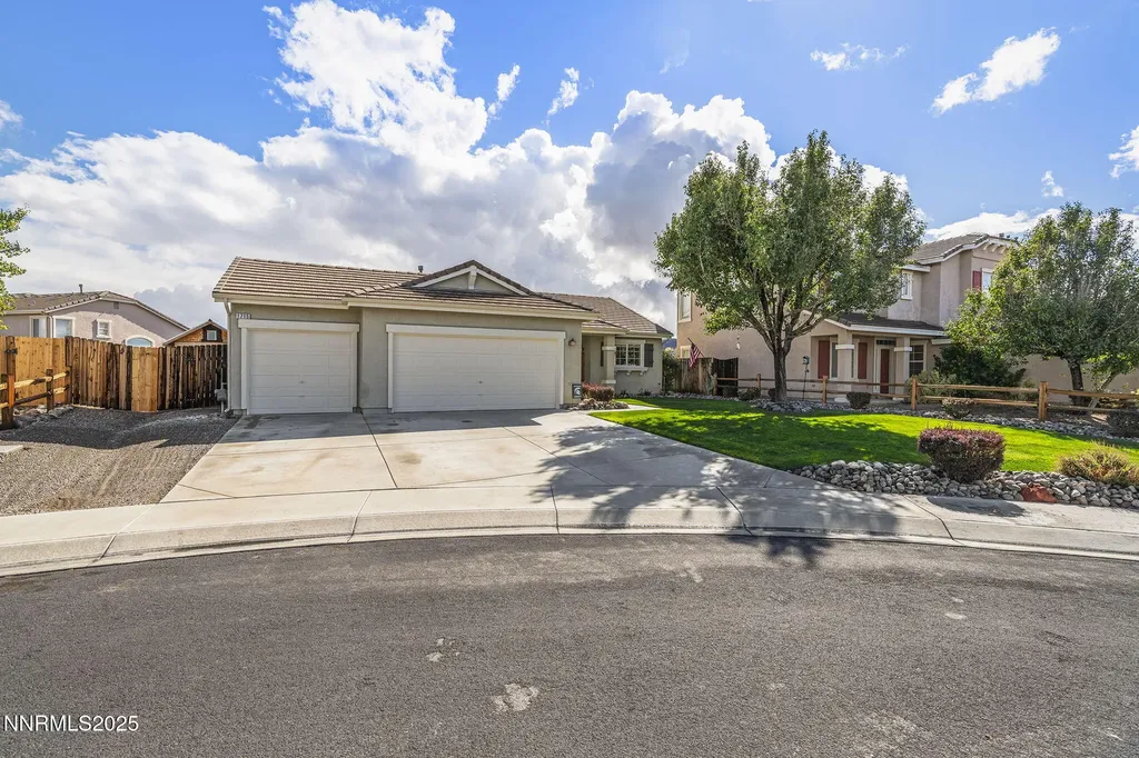 1715 Short Oak Fernley NV 89408