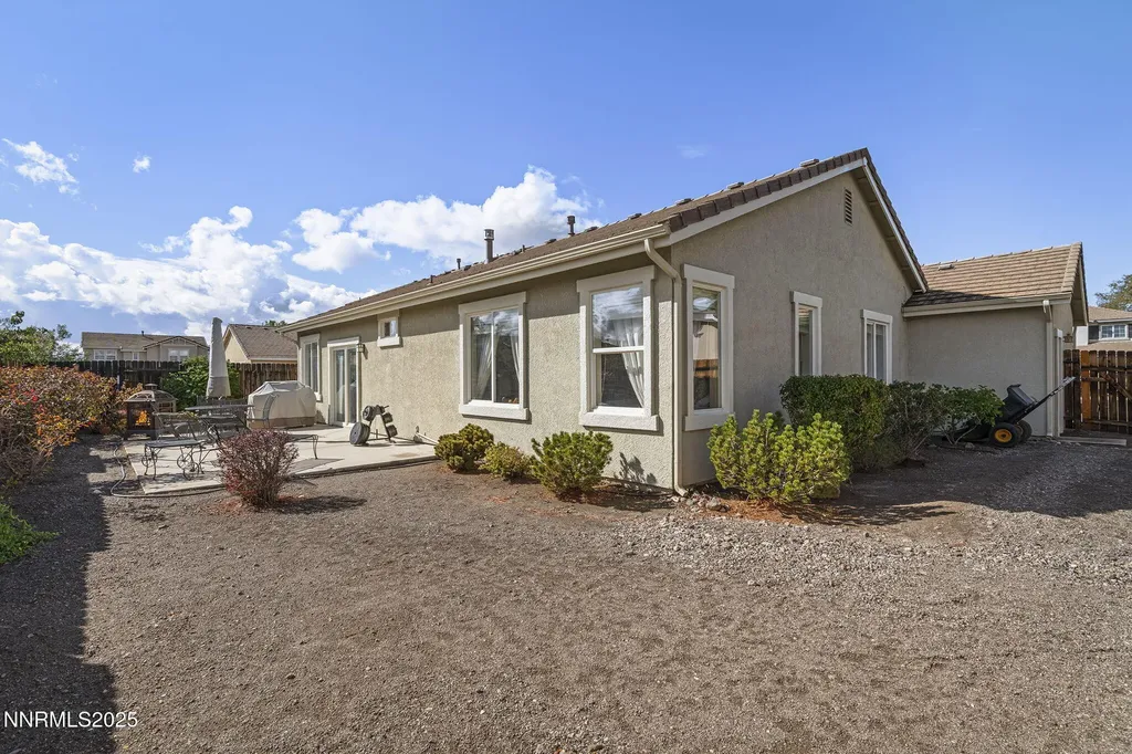 1715 Short Oak Fernley NV 89408