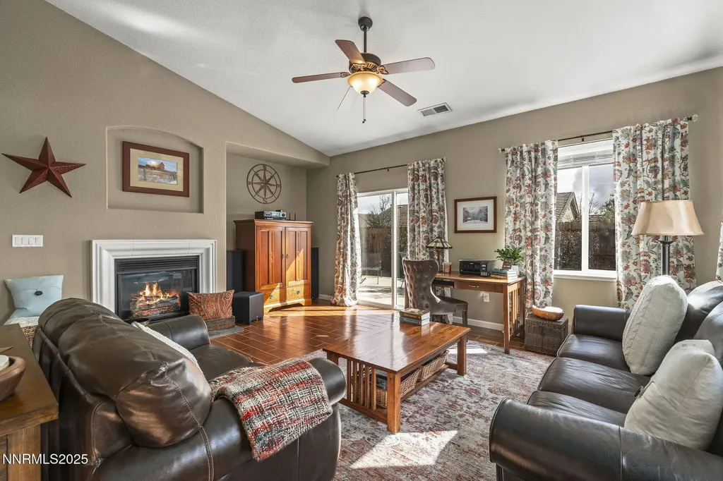 1715 Short Oak Fernley NV 89408