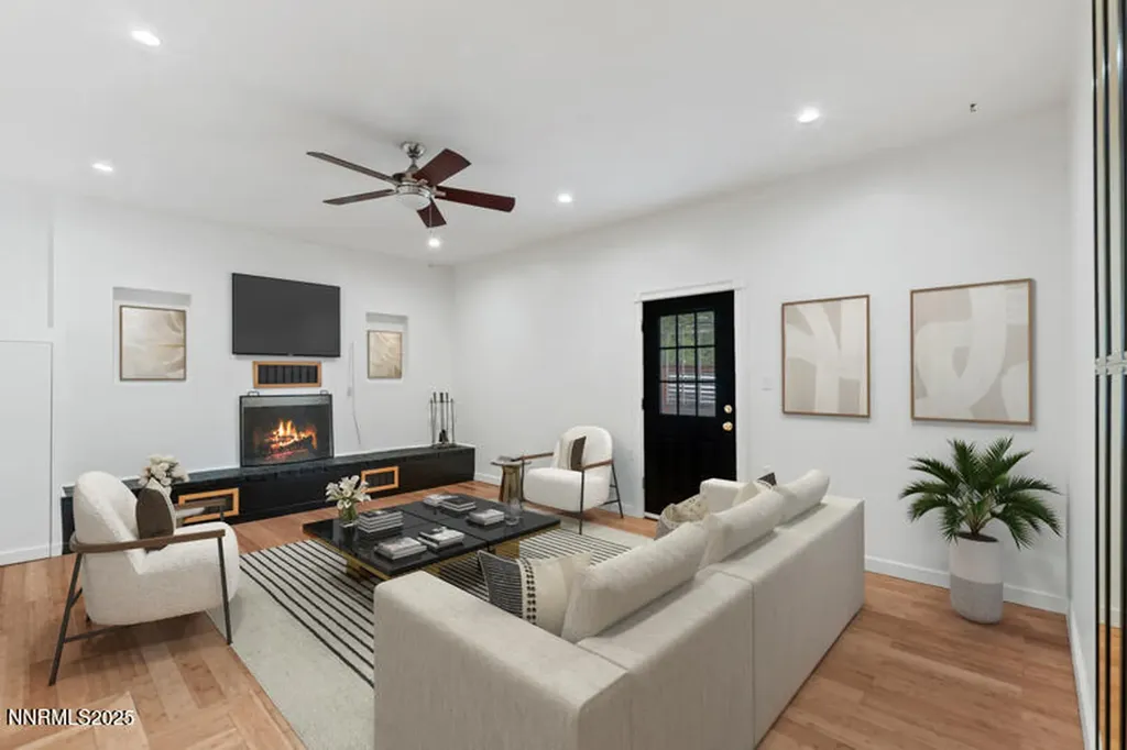 850 11th Reno NV 89503