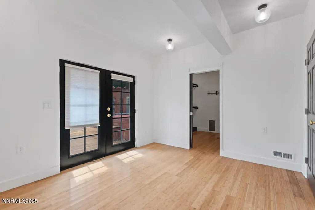 850 11th Reno NV 89503