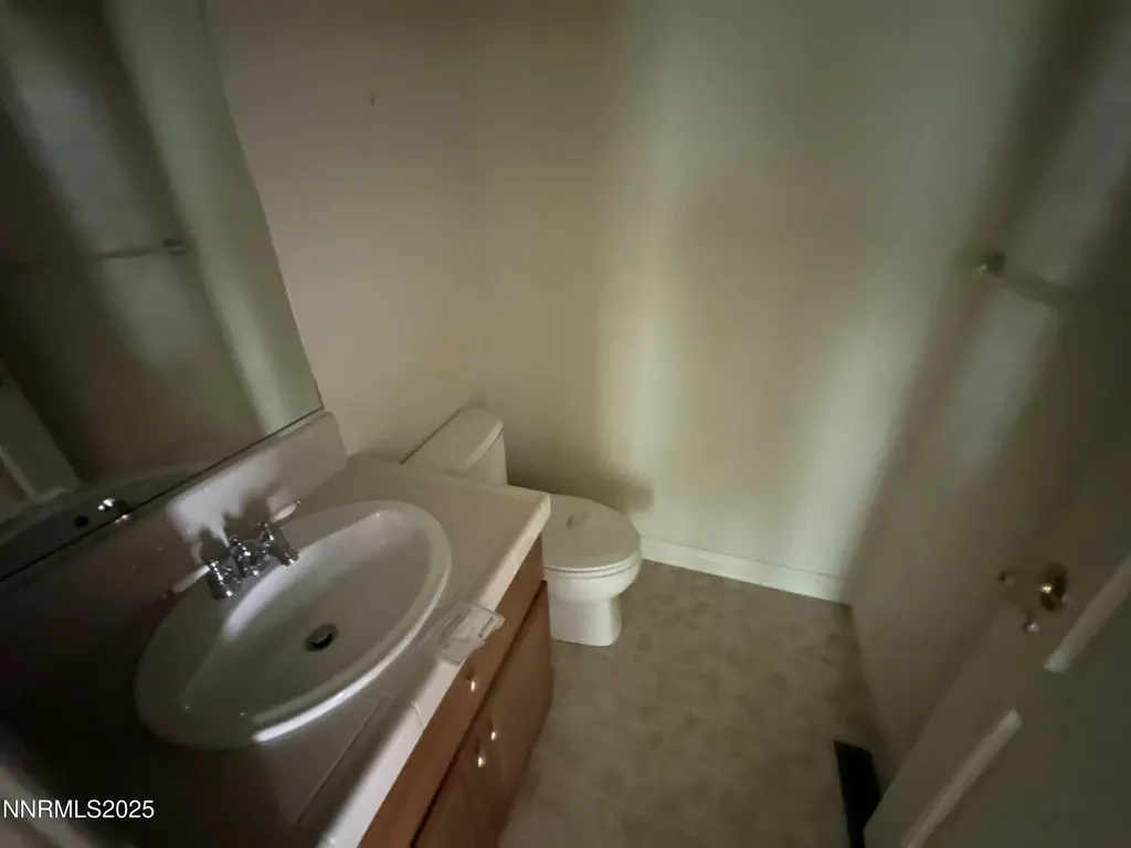 1458 Cardiff Gardnerville NV 89410