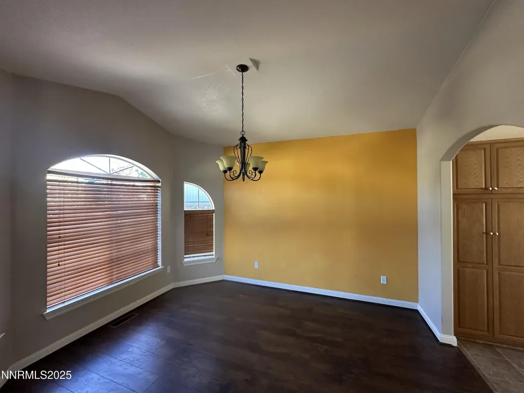 1458 Cardiff Gardnerville NV 89410