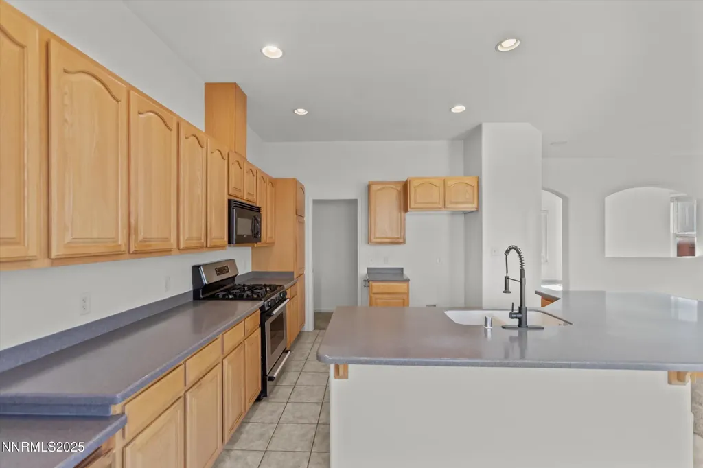 2365 Red Maple Reno NV 89523
