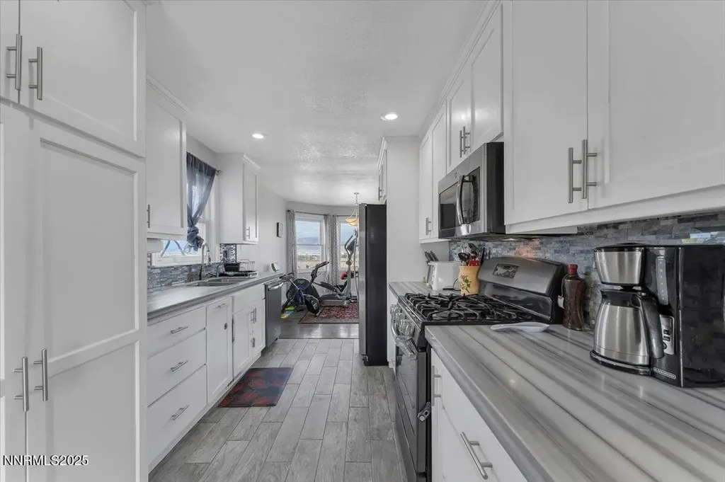 20 Simons Fernley NV 89408