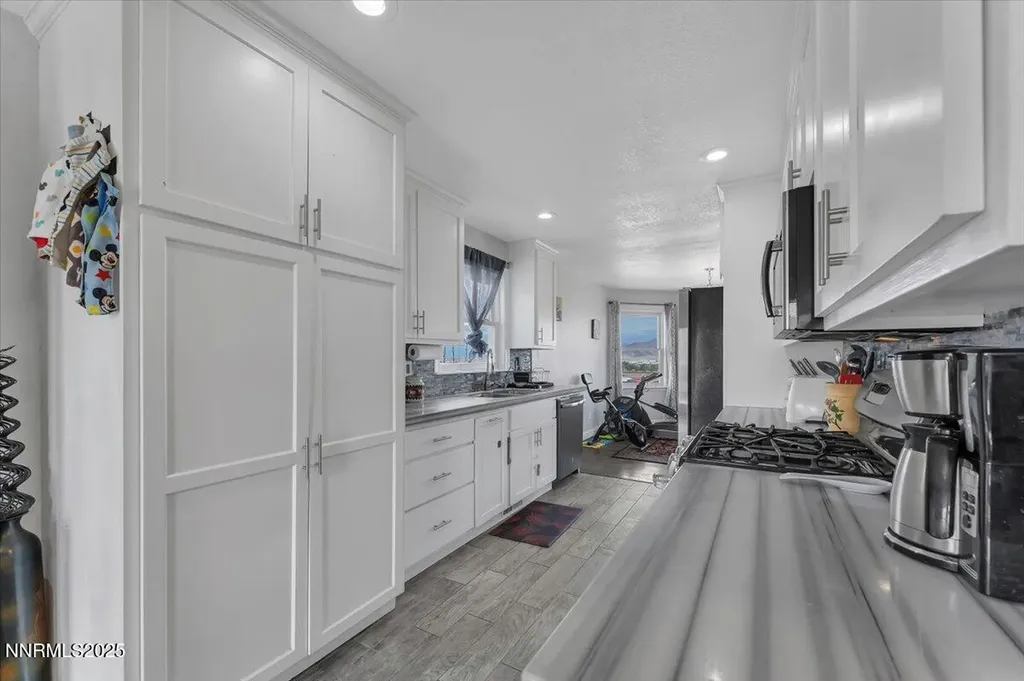 20 Simons Fernley NV 89408