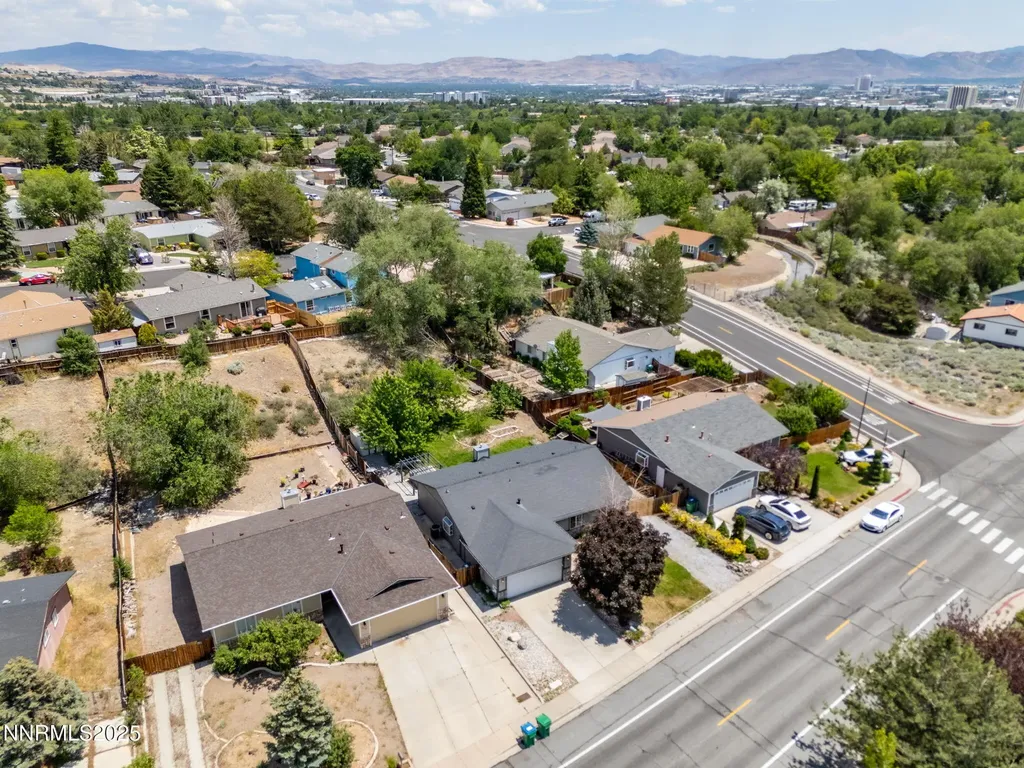2120 Keystone Reno NV 89503