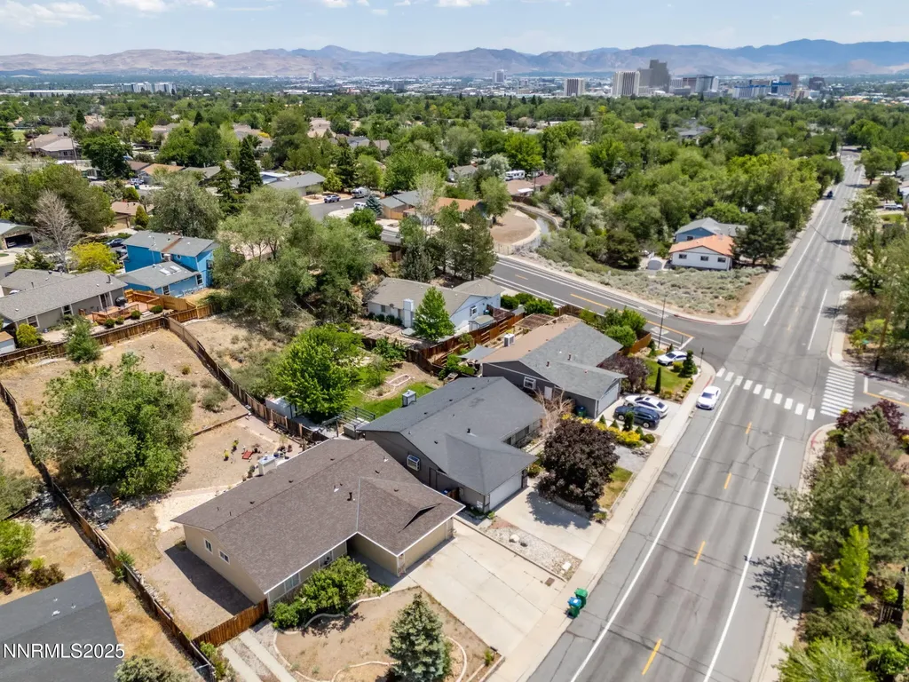2120 Keystone Reno NV 89503