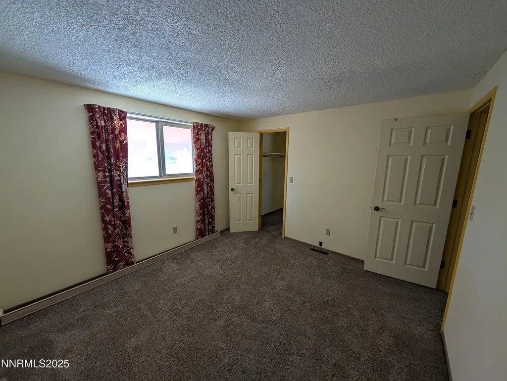 1402 La Loma Carson City NV 89701