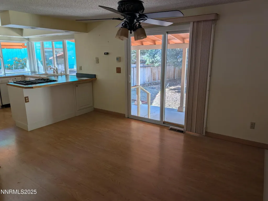 1402 La Loma Carson City NV 89701