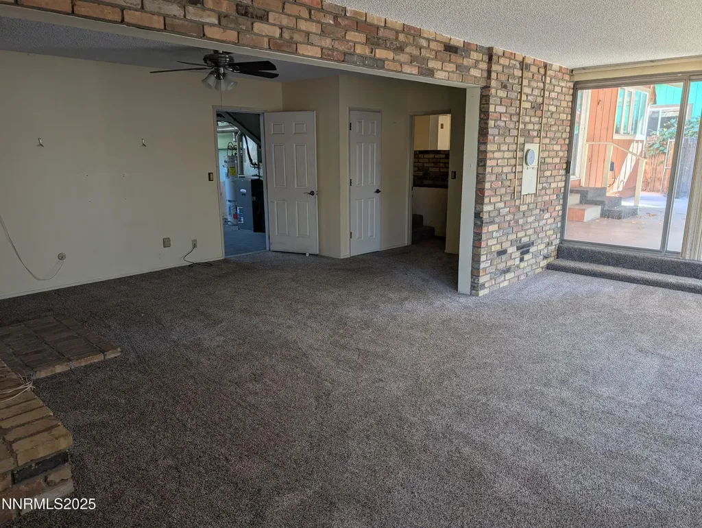 1402 La Loma Carson City NV 89701