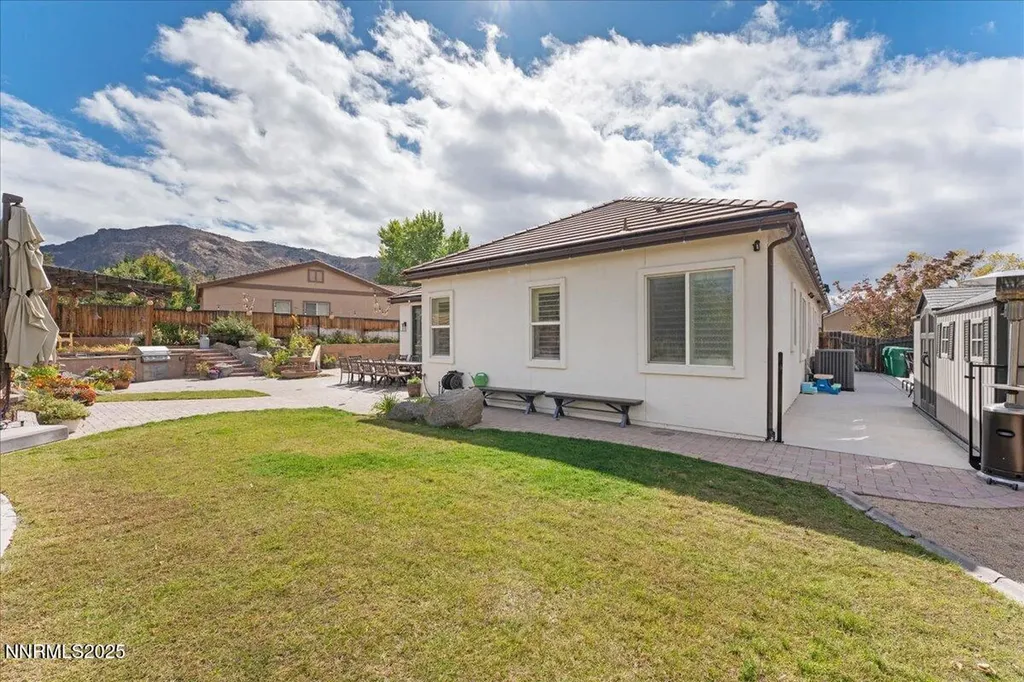 10110 Cavalry Reno NV 89521