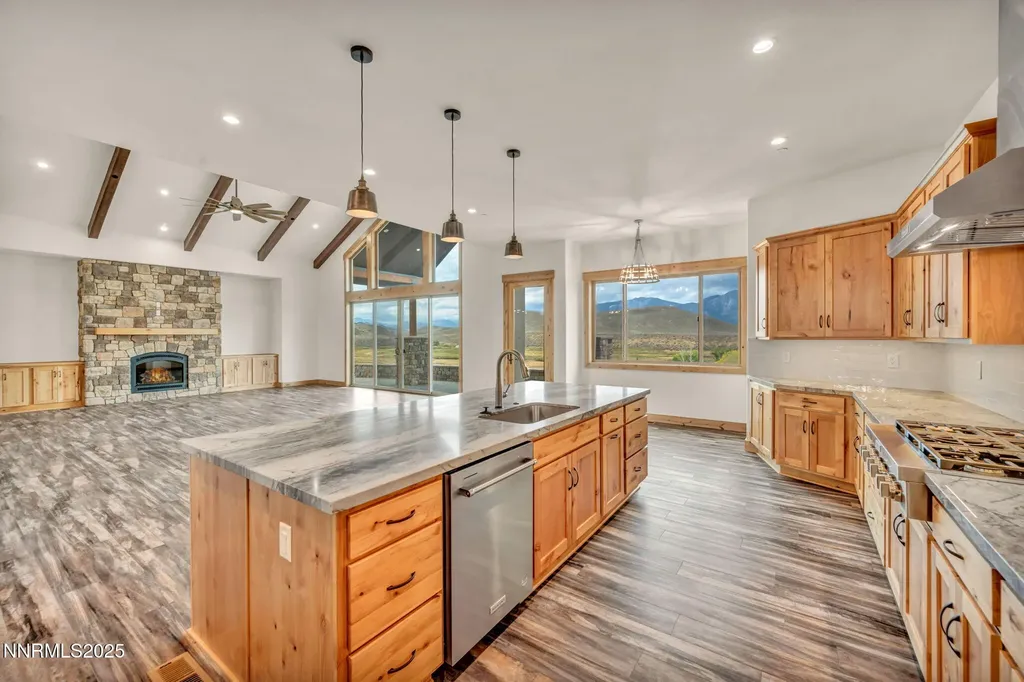 656 Stones Throw Gardnerville NV 89410