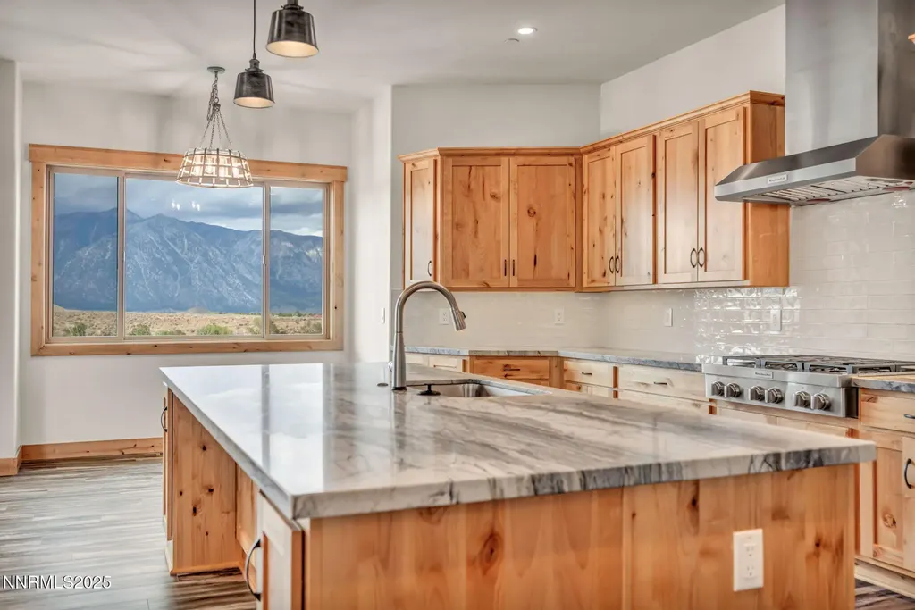 656 Stones Throw Gardnerville NV 89410