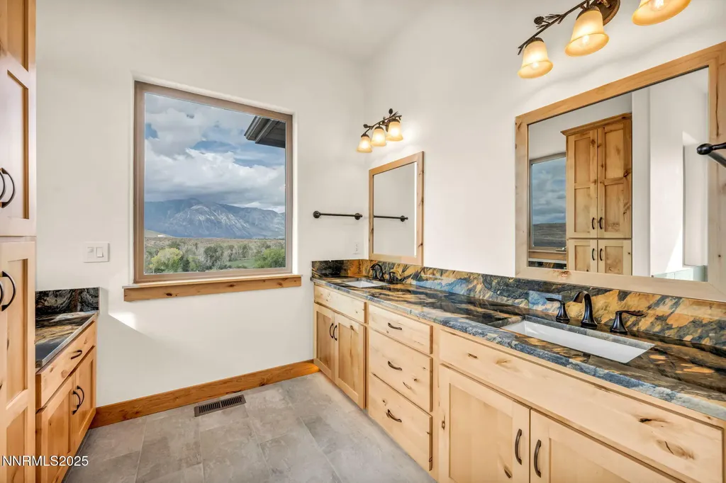 656 Stones Throw Gardnerville NV 89410