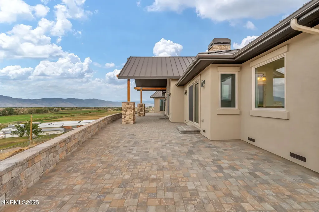 656 Stones Throw Gardnerville NV 89410
