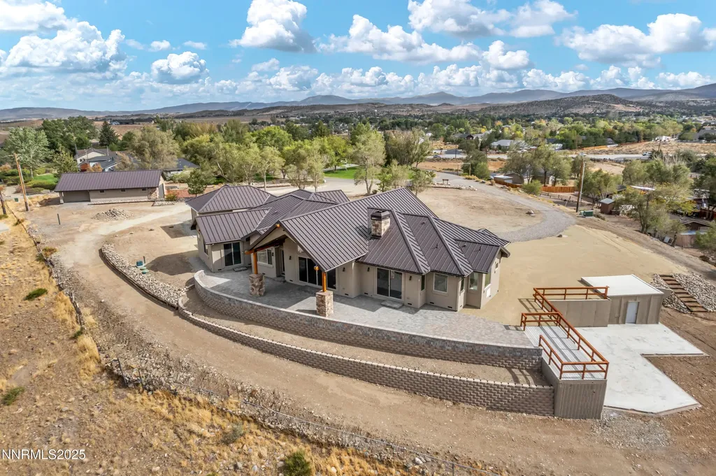 656 Stones Throw Gardnerville NV 89410