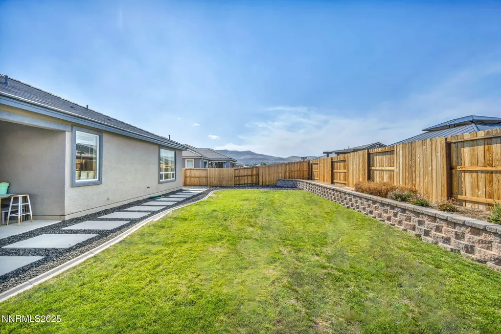1071 Iron King Sparks NV 89441