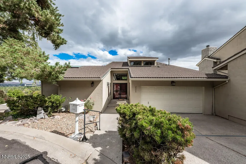2220 Stone Mountain Reno NV 89519