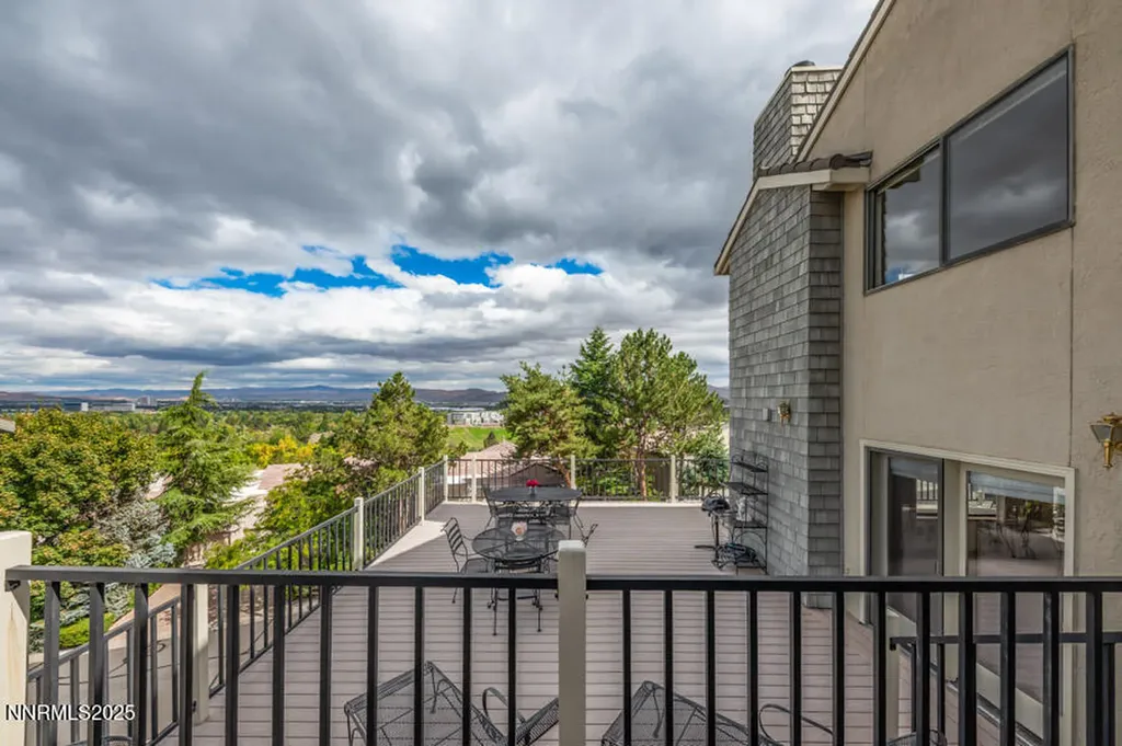 2220 Stone Mountain Reno NV 89519