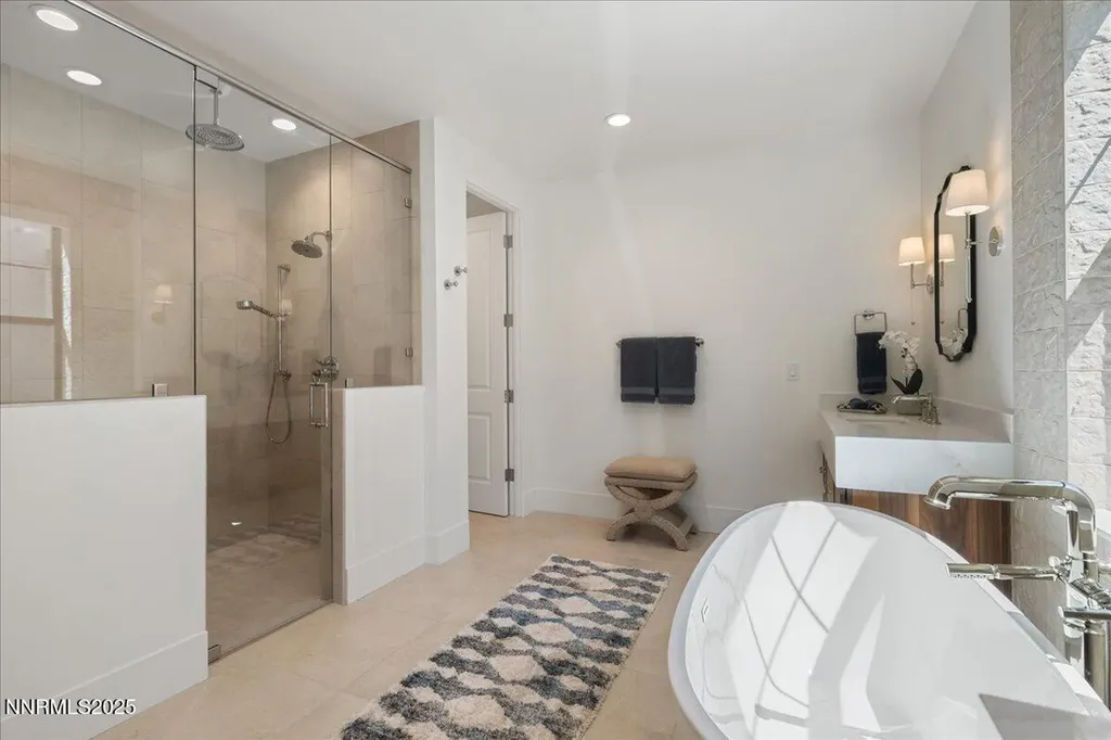 20555 Latour Reno NV 89511
