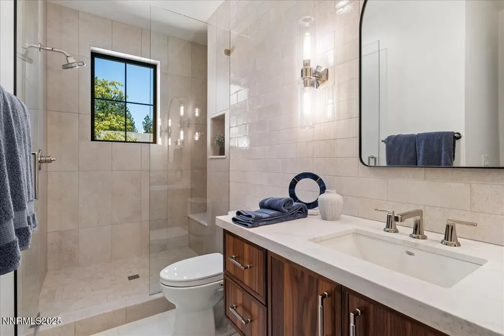 20555 Latour Reno NV 89511