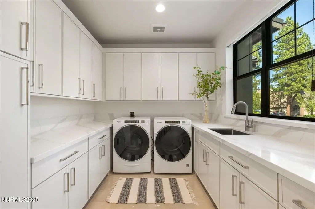 20555 Latour Reno NV 89511
