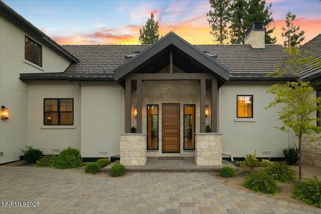 20555 Latour Reno NV 89511