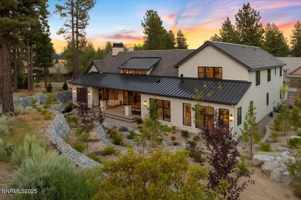 20555 Latour Reno NV 89511