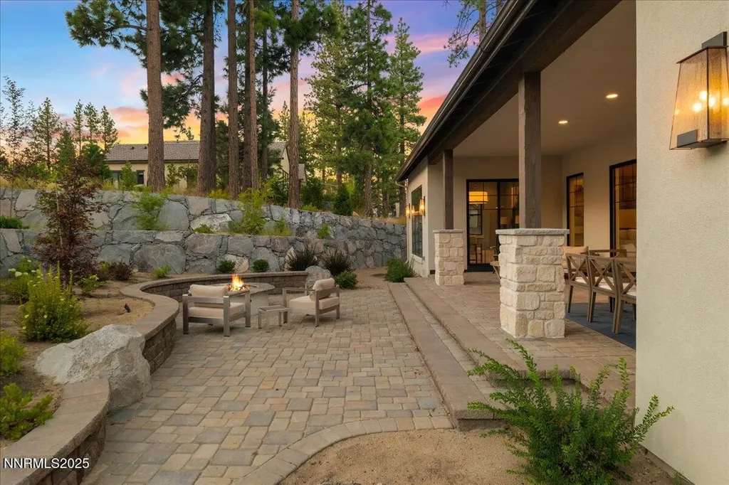 20555 Latour Reno NV 89511