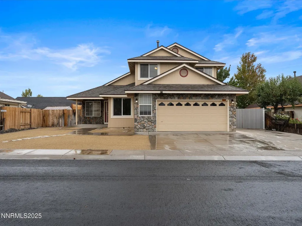 548 Briarwood Carson City NV 89701