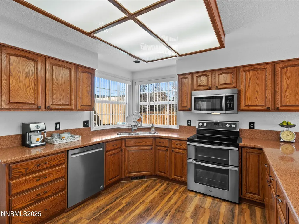 548 Briarwood Carson City NV 89701