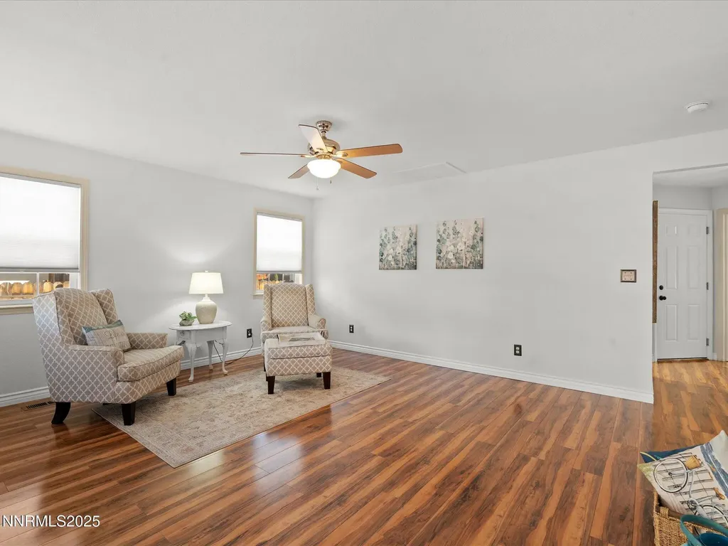 548 Briarwood Carson City NV 89701