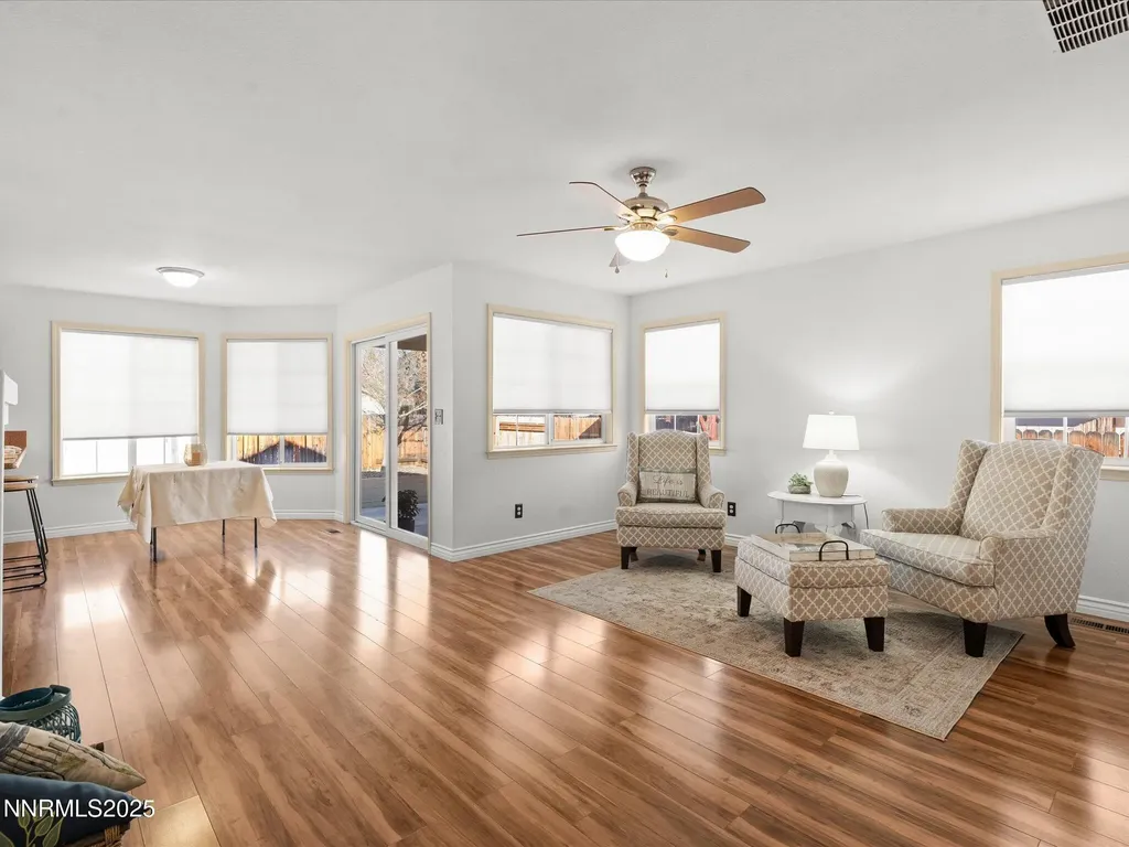 548 Briarwood Carson City NV 89701