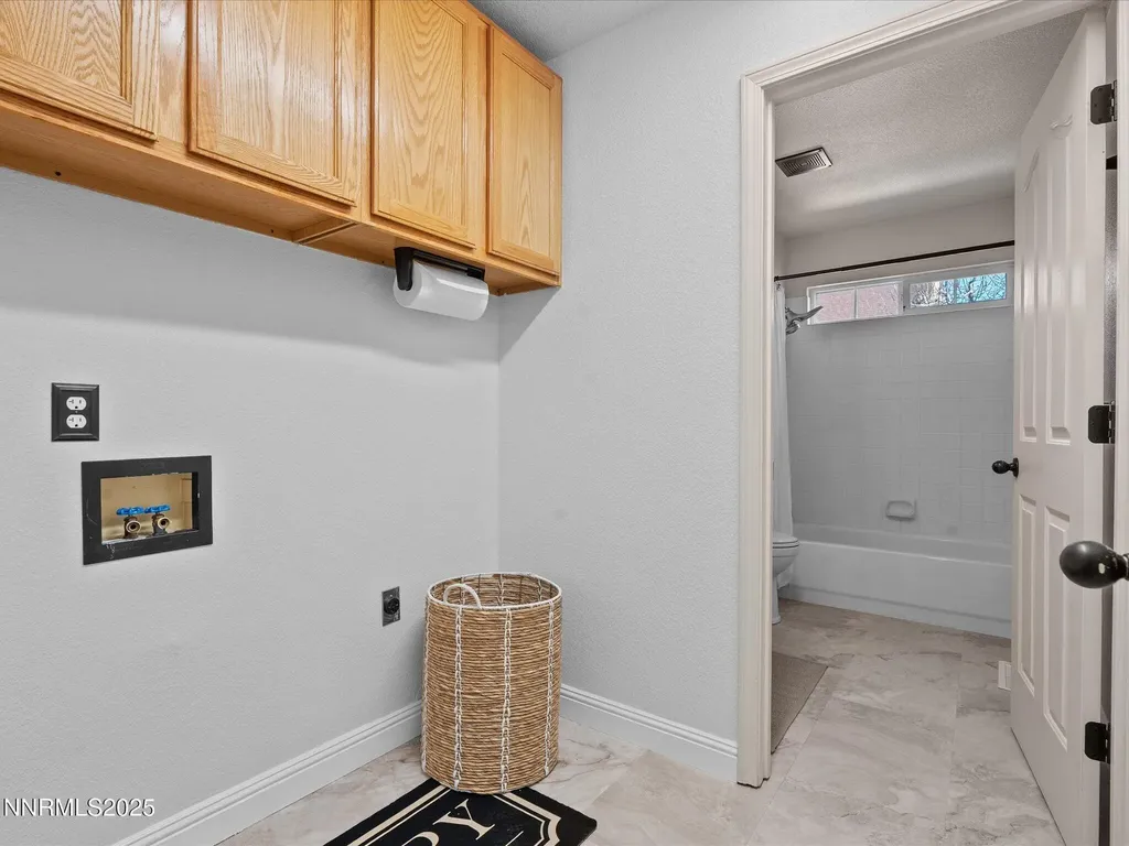 548 Briarwood Carson City NV 89701