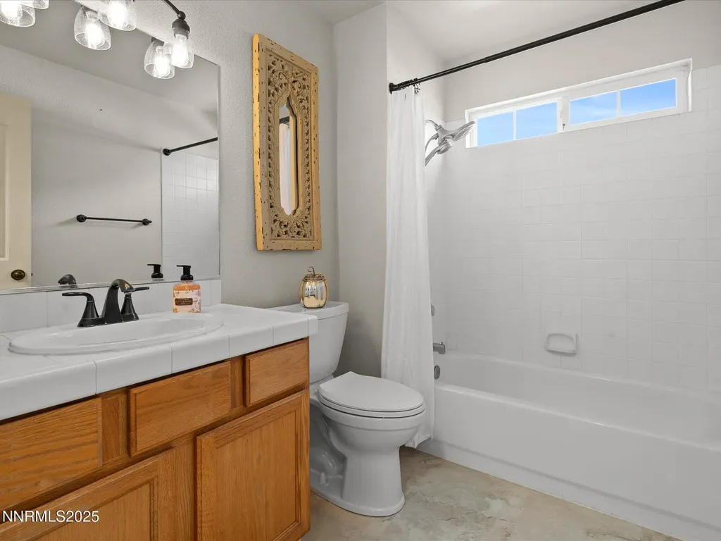 548 Briarwood Carson City NV 89701