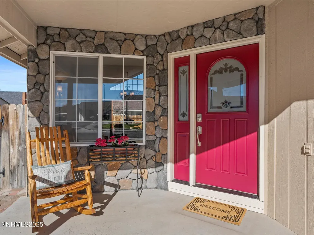 548 Briarwood Carson City NV 89701