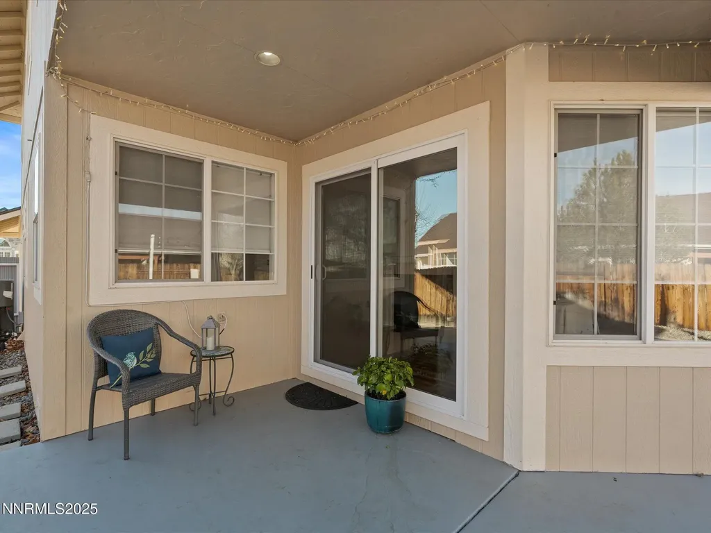 548 Briarwood Carson City NV 89701