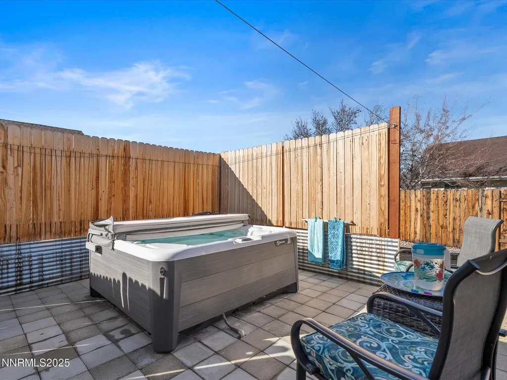 548 Briarwood Carson City NV 89701