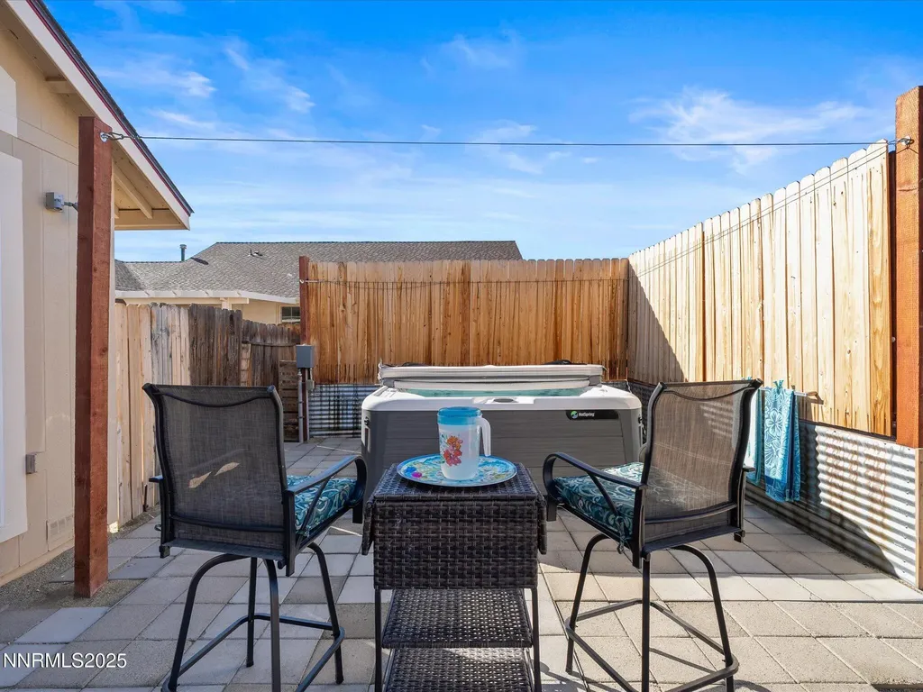 548 Briarwood Carson City NV 89701