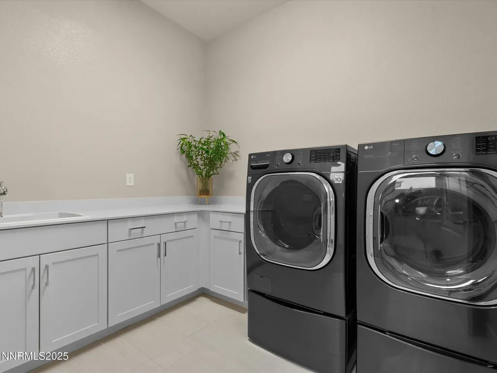 15026 Iron River Reno NV 89521