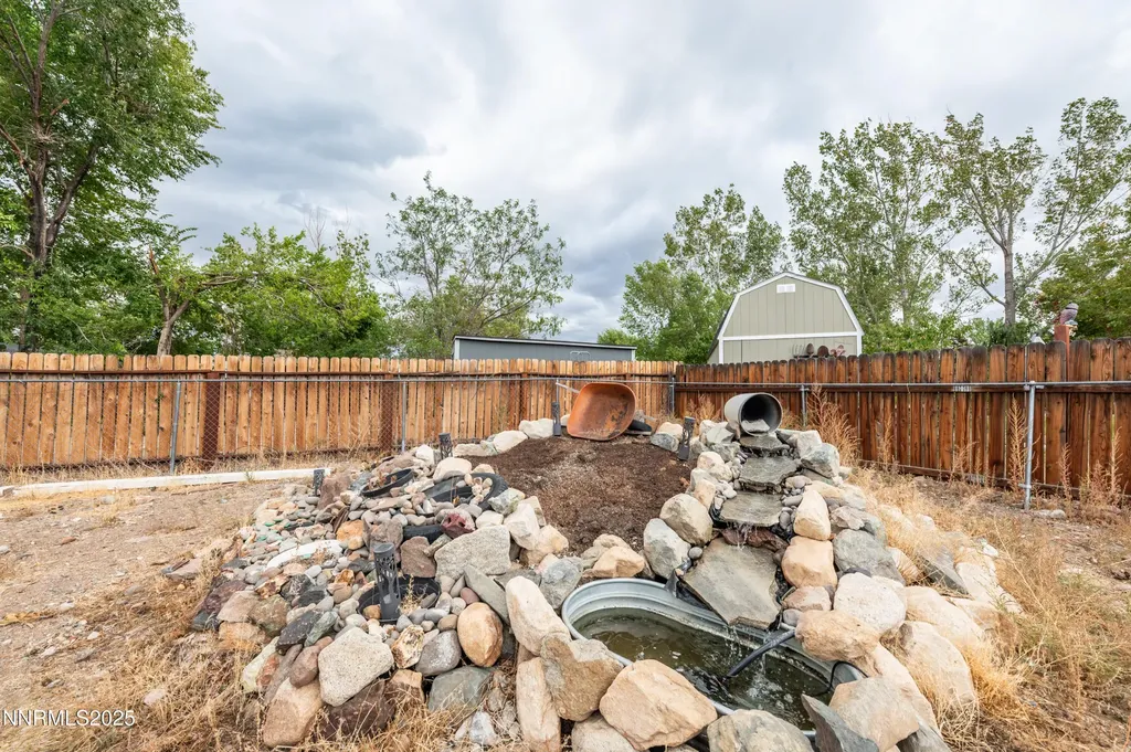 1193 Manhattan Gardnerville NV 89460