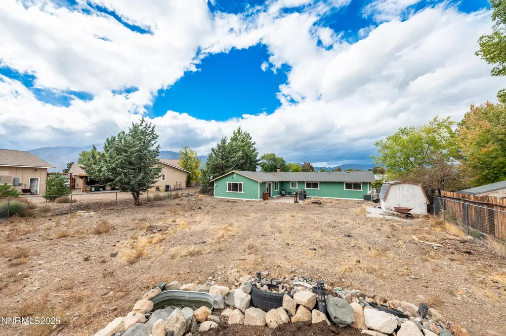1193 Manhattan Gardnerville NV 89460